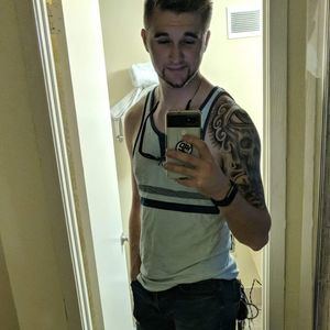 Meet your Posher, Gregory